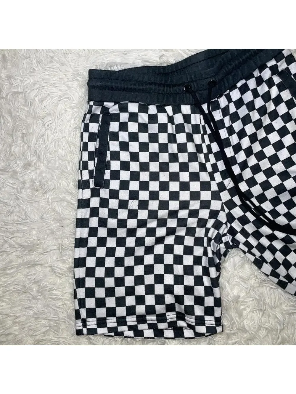Forever 21 Men’s  Black & White Cotton Regular Fit Checkered Drawstring Shorts L